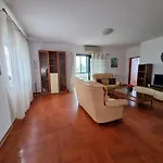 The Florens Residence Near The Beach With The Pool, Bbq And Kids Playground, Zadar Diklo