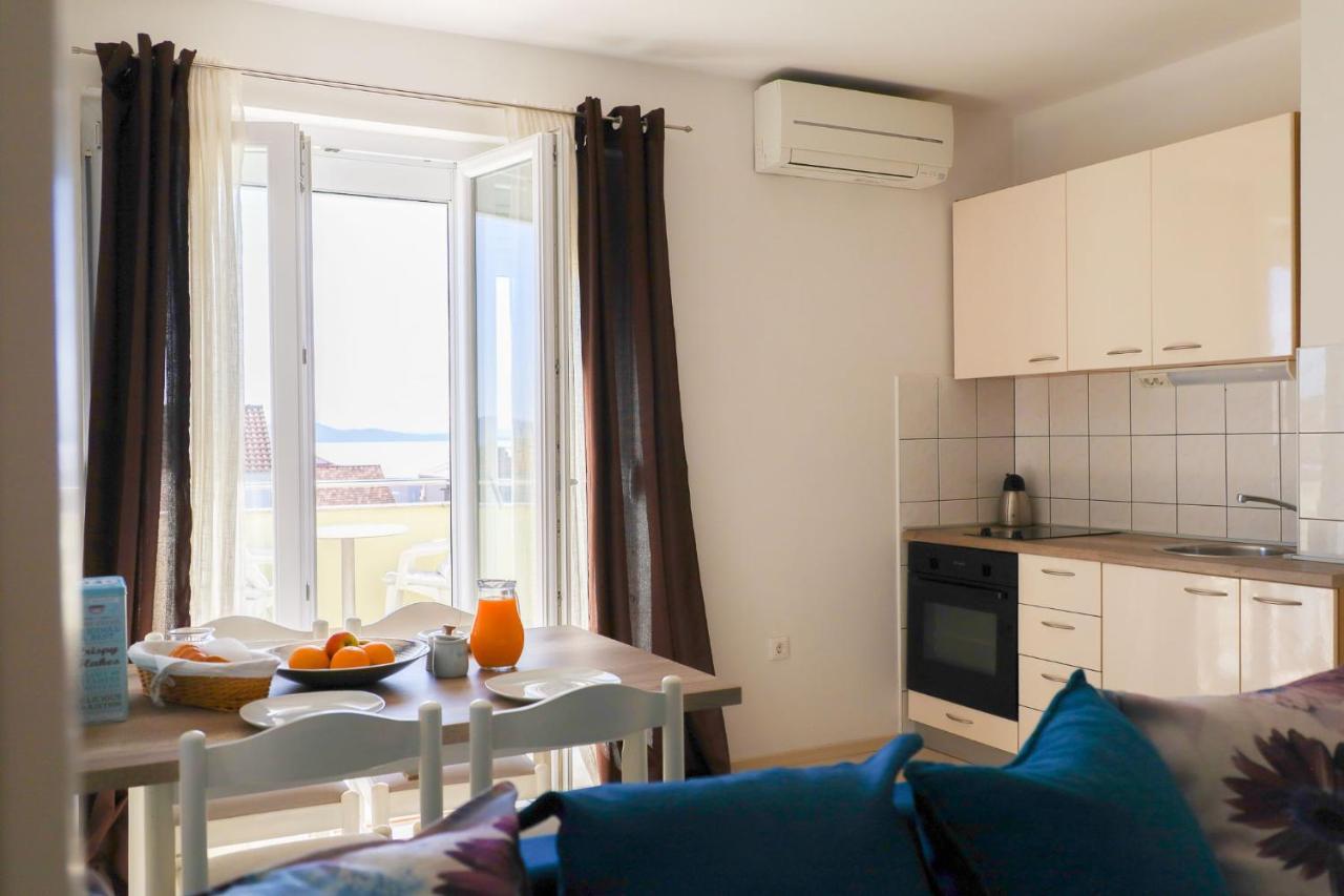 The Florens Near The With The Pool, Bbq And Kids Playground, Diklo Zadar